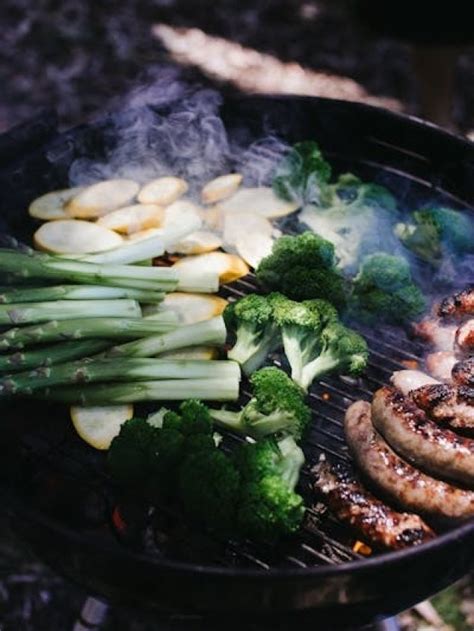 Terrace BBQ Delight: DIY Your Perfect Grill Party