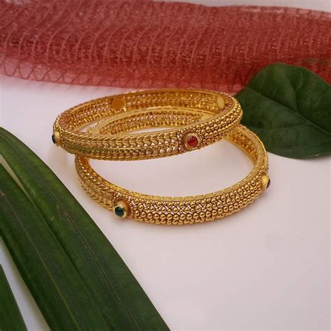 Buy Dickens Gold Bangle 22 KT yellow gold (30.7 gm). | Online By ...