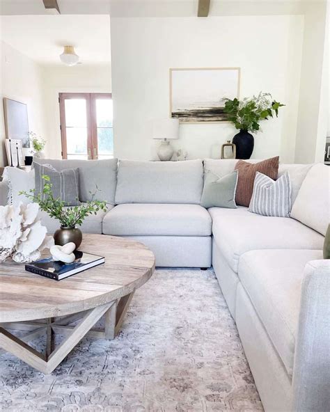 30 Light Wood Round Coffee Tables for a Great Neutral Accent