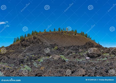 Lava Butte Near Bend, Oregon Stock Image - Image of early, monument ...