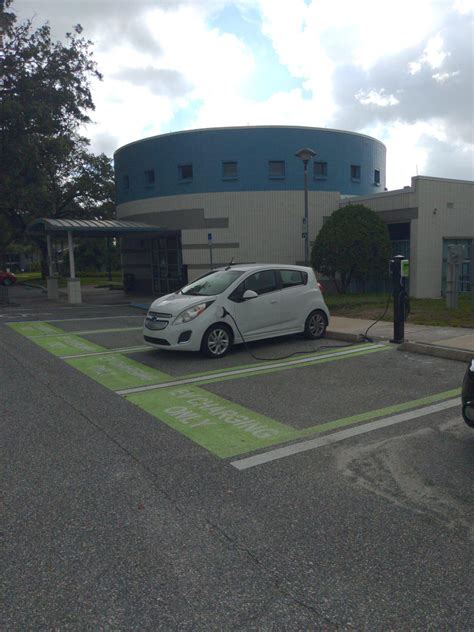 Dover Shores Community Center | Orlando, FL | EV Station