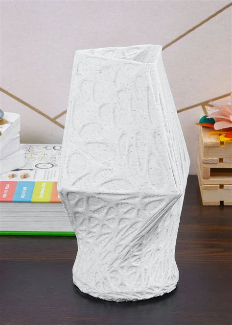 Get Shape Shifter Vase Table Décor at ₹ 3349 | LBB Shop