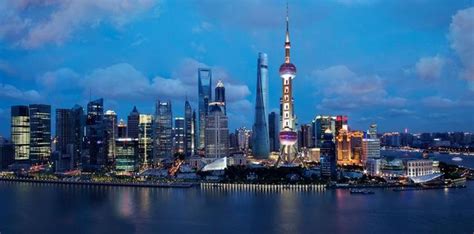 中国内地最富裕的十大城市地标建筑，上海最经典，深圳最高！|东方之门|平安大厦|经典_新浪新闻