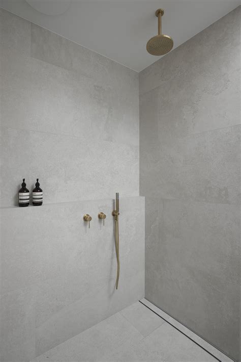 Shower Niche vs Shower Shelf — What's Really Best? | Comparing Shower ...