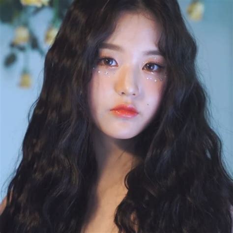 wonyoung pics on Twitter