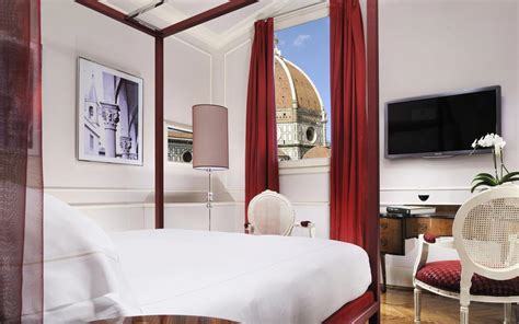 The Deluxe Suite offers a breathtaking view of the Duomo