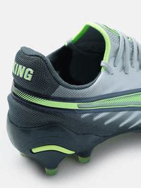 Buy Puma Women King Ultimate Fg/Ag Football Shoes Online at Best Price ...