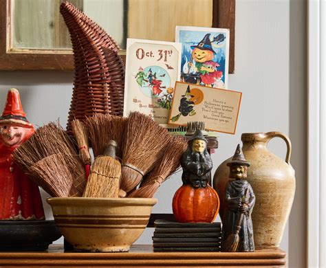 7 Ways to Decorate with Vintage Halloween Decor