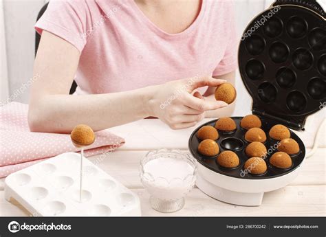 Image result for Cake Pops Tutorial Video
