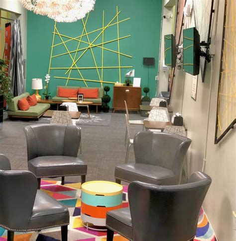 Parent Lounge — Romp-o-Rama