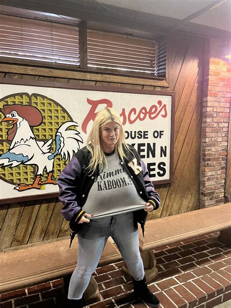 TW Pornstars - 1 pic. Kimmie KaBoom. Twitter. #Roscoeschickenandwaffles ...