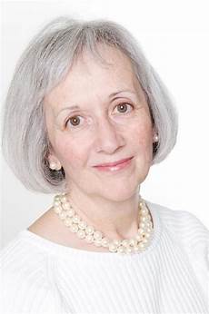 Hairstyles For Senior by 17 Best Images About Senior Hairstyles On Hairstyles For Senior
