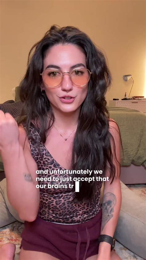 Megan Mistakes (@meganmistakes) - Urlebird