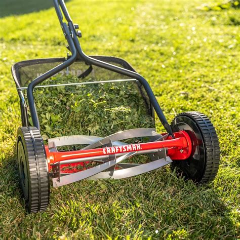 CRAFTSMAN 14-in 5 Reel Lawn Mower CMXRMLM30414 at Lowes.com