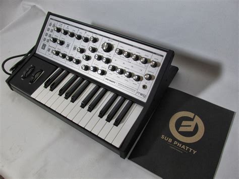 MATRIXSYNTH: Moog Sub Phatty Analog Synthesizer 25 Key Synth