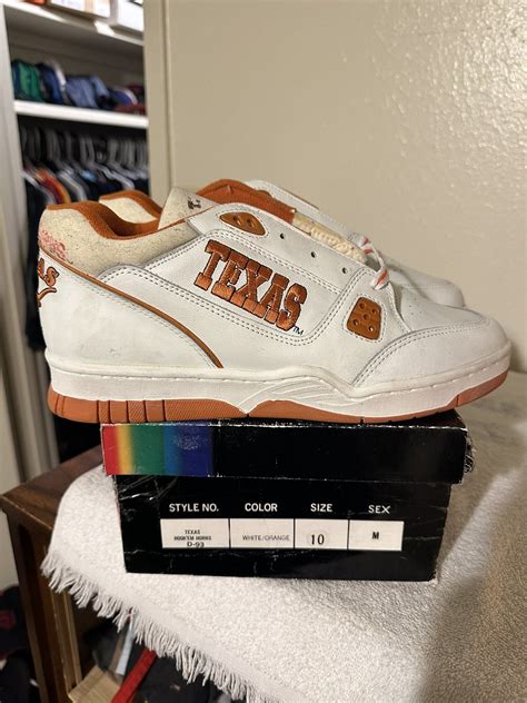 Nike × Streetwear × Vintage Vintage NCAA Pro-joggs Texas Longhorns ...