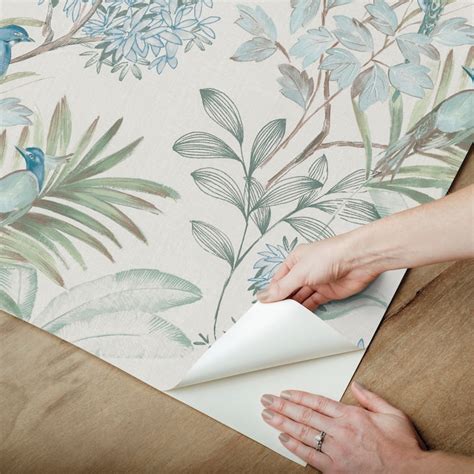 York Wallcoverings Watercolor Botanicals 45-sq ft Blue Non-woven Floral ...