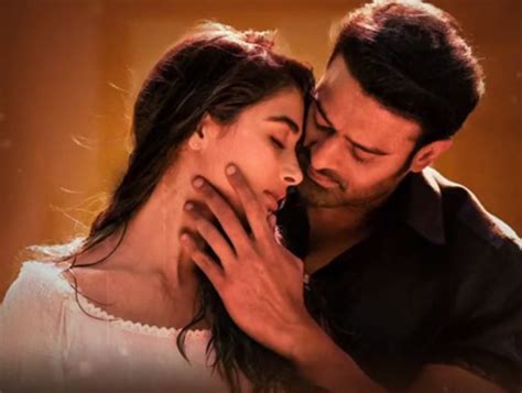 किसिंग और शर्टलेस सीन करते हुए छूट जाते थे प्रभास के पसीने, बोलें- ‘आती ...