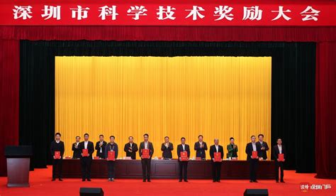 2022年，孙立伟和王晓丹两位同学获得2021年度“威高”奖学金一等奖_荣誉奖励