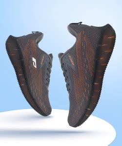 Lakhani Vardaan ATOM Running Shoes For Men - Buy Lakhani Vardaan ATOM ...