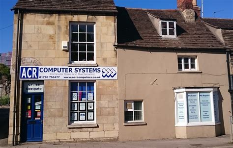 Computer Shop in Brecon 的图像结果