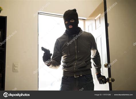 How To Put On Ski Mask at Kathryn Saunders blog