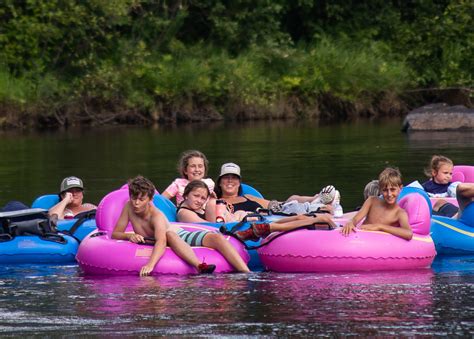 Hawk's Nest - Canoe, Kayak, Tube