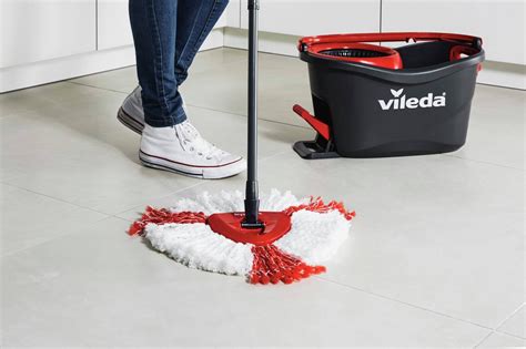 Vileda Easy Wring and Clean Turbo Spin Mop and Bucket Set (5532346 ...