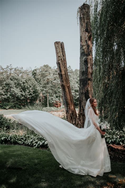 Essense of Australia, D3812 Wedding Dress - Stillwhite