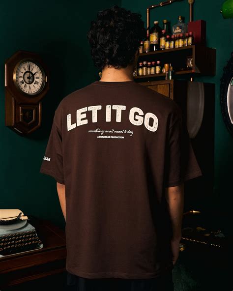 Closure Tee Brown – DEADBEAR