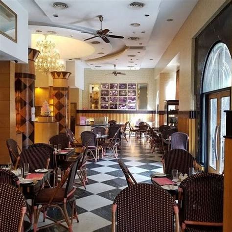 Top Discover 7 Must-Visit Breakfast Spots in Kolkata: