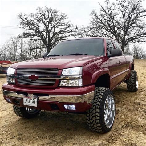 Cat Eye Silverado Lifted - CAT DKO