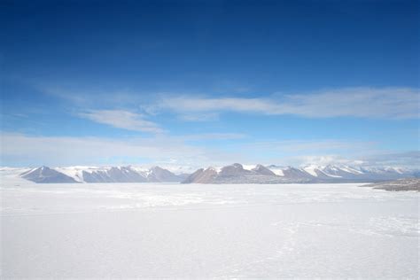 The Transantarctic Mountains: Guide to Antarctica’s Great Divide