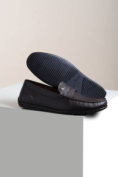 Buy Men Brown Leather Loafers Online - 39623884 | Louis Philippe