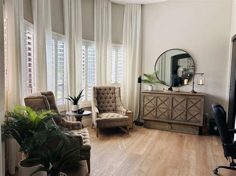 Rustic home with green landscaping, Queen Creek, AZ | Production ...