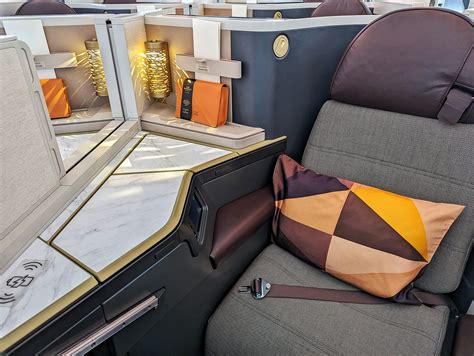 Etihad Airways Business Class - By World Traveler Club