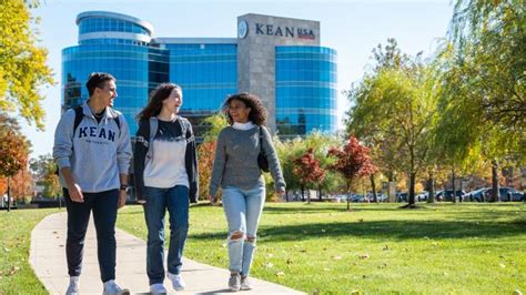 Kean Enrolling Largest Freshman Class Ever for Fall 2022 - Kean University