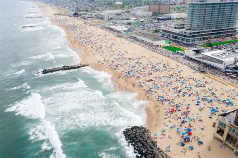 The 7 Best Jersey Shore Beaches for Every Type of Traveler