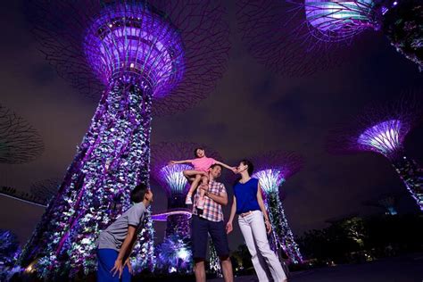 2024 (Singapore) Singapore Twilights with River Cruise & Light Shows