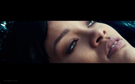 ClaireMakeupStudio: Rihanna Diamonds Music Video make-up tutorial