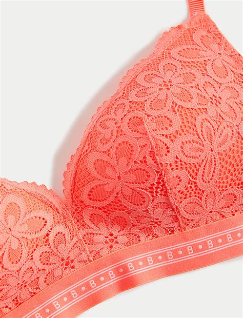 Buy Cleo Lace Non Wired Plunge Bra (A-E) at Marks & Spencer