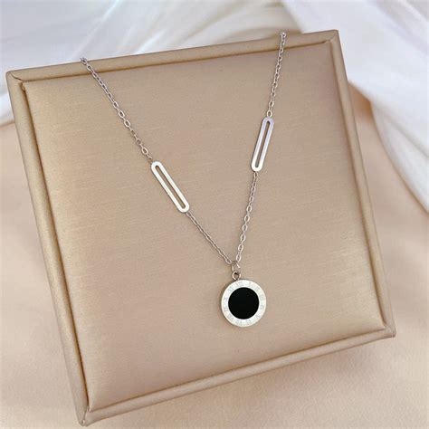 Chic Korean Jewelry Roman Numeral Disc Pendant Necklace in Timeless Ti ...