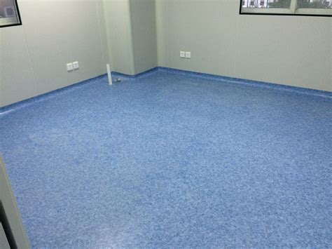 PVC地板起鼓的最效处理方案-北京阿姆斯壮PVC地板库存