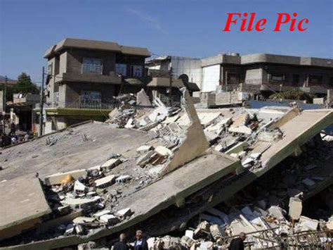 2 killed, over 100 injured as powerful earthquake rattles western Iran