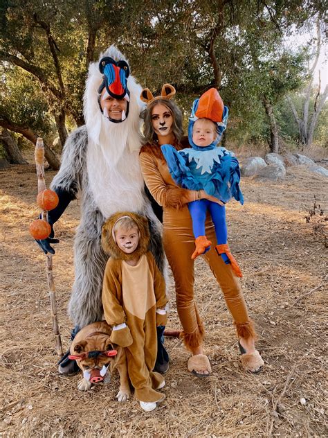 Family Halloween Costumes | San Diego lifestyle | Navy Grace