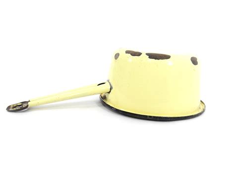Vintage enamel cooking pot with handle, vintage kitchen decor – Tinos ...