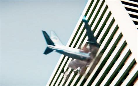 仿佛“9·11”重演 美工程师架飞机撞国税署_新闻中心_新浪网