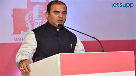 Jayakumar Rawal : शेतकऱ्यांना मोठा दिलासा, सोयाबीन खरेदीला सहा दिवसाची ...