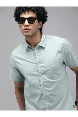 Buy Roadster Short & Half Sleeves Shirts for Men Online | FASHIOLA INDIA