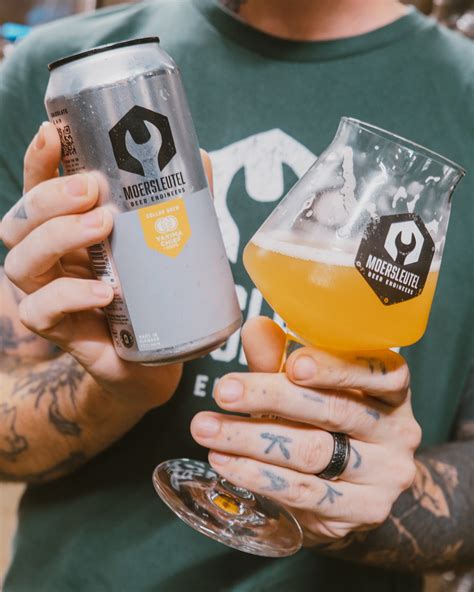 What Does IPA Stand For? A Guide to Hoppy Beer | Moersleutel